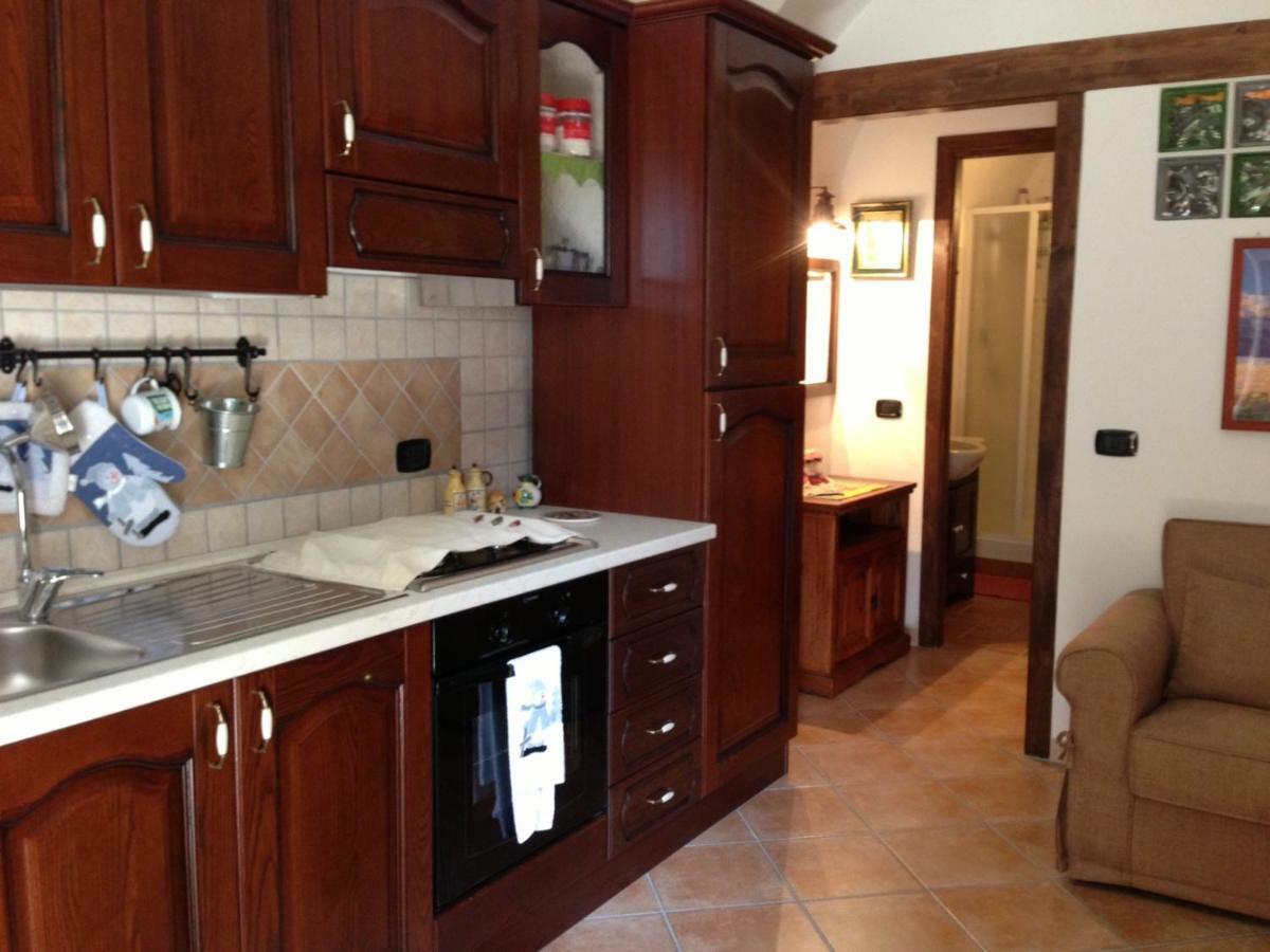 Il Borgo 19 Apartment Scapoli Екстериор снимка